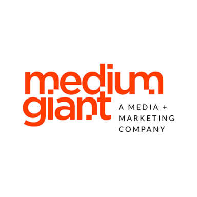 Medium Giant logo