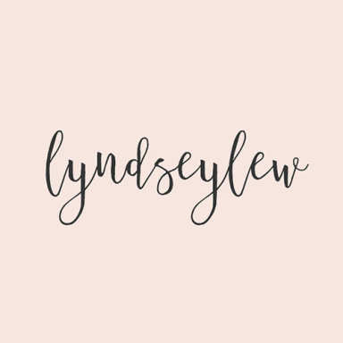 LyndseyLew Photography logo