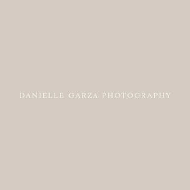 Danielle Garza Photography logo
