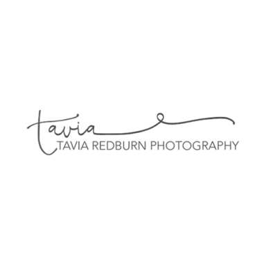 Tavia Redburn Photography logo