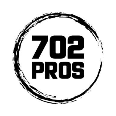 702 Pros logo