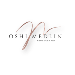 Oshi Medlin Photography logo