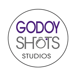 Godoy Shots | Headshots and Portrait Photography logo