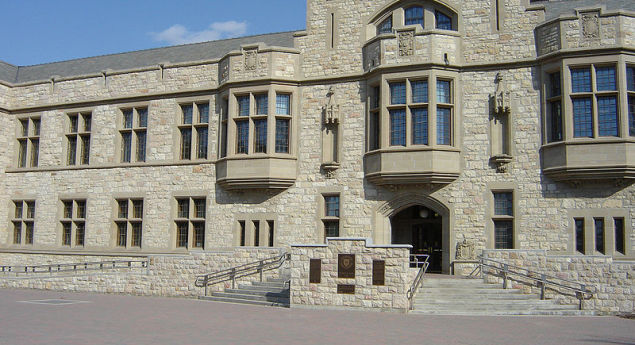 Peter MacKinnon Building