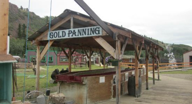 Caribou Crossing Trading Post