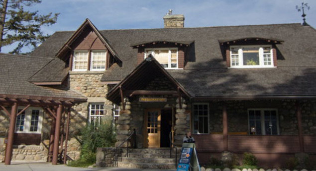 Jasper Park Information Centre