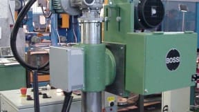Spazzolatrici a colonna per linee di saldatura H.F. e laser