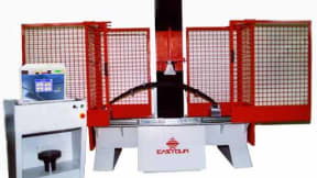 Máquina universal para pruebas sobre muelles de ballesta