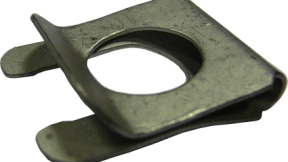 Retaining clips