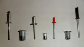 Threaded inserts