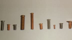 Standard threaded welding studs