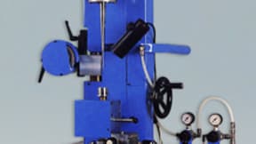 Macchine calibratrici e ad ultrasuoni per rettifica filiere