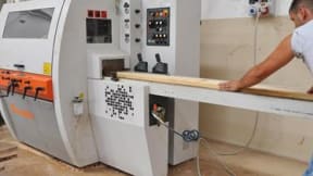 Industrial dedusting plants for wood processing