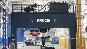 Special shipbuilding presses