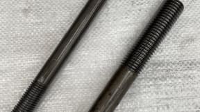 Double-threaded round Bars