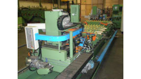 Single and double chamfering machines for bars