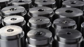 Tungsten carbide heading and extrusion dies and tools