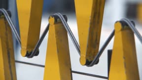 Lattice girder assembling lines