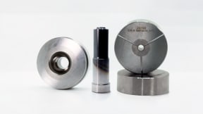 Sviluppo di attrezzature per lo stampaggio a freddo