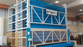 Automated vertical warehouse for industrial storage and handling
