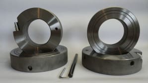 Hydraulic nuts with floating thrust ring and accessories