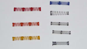 Micromolle propone: molle per penne a biro