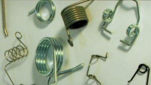 Torsion springs with single or dual wind