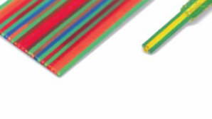 Solutions de fabrication de fibres revêtues UV