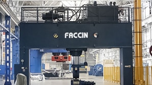 Special shipbuilding presses