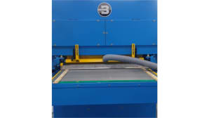 Bossi to step into the automotive industry: new sheet metal brushing machine