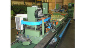 Single and double chamfering machines for bars