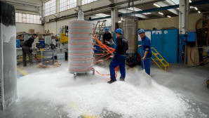 FIMI: "Assemblaggio a sangue freddo!" Completata l'installazione di uno speciale rullo ProflexRoll®