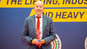 Career achievement award for Mr. Ghisleni, founder of Tecnomovint