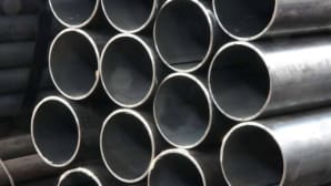 Welded and seamless pressure tubes