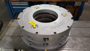 Water-cooled multi-disc brakes and clutches