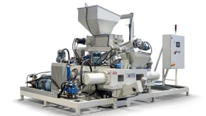 Automatic chips briquetting plant with box lifter and tipper