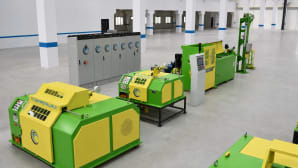 Wet wire drawing machine
