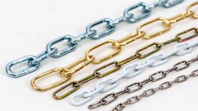 Low-carbon steel welded chain