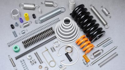 Berardi Bullonerie: over 25,000 types of springs ready in stock 