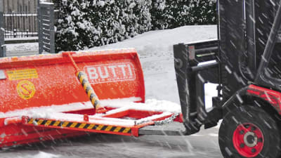 Snow plow buckets and anti-ice equipment