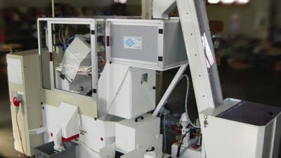 One working section machines for chip removal operations