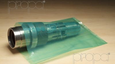 Film y materiales plásticos anticorrosivos para la protección de metales