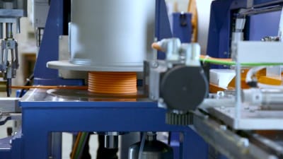 Versatility and precision in a single coiling line, the PS 470/16 model in action