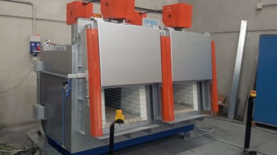 Industrial heating furnaces for forging