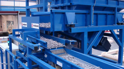 Linear weigher for heavy and long products