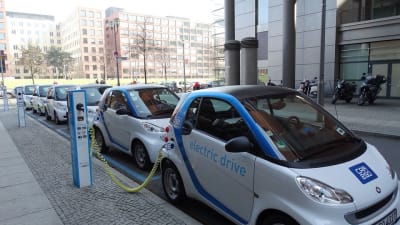 Will the diffusion of electric vehicles lead to an increasing demand for metals?