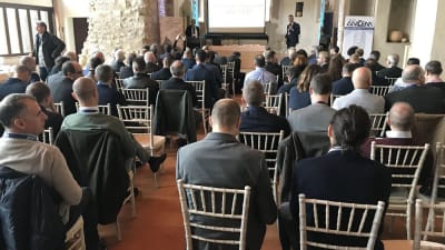 Auto elettrica, ne vale davvero la pena? L’analisi dal punto di vista dei mollifici