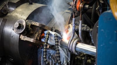 Le alchimie della zona di saldatura. Linee guida per il revamping di una linea per tubi ERW