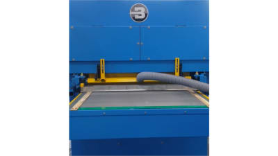 Bossi to step into the automotive industry: new sheet metal brushing machine