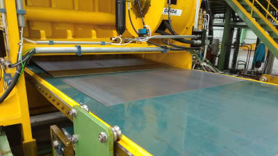 Cut-to-length lines for the production of metal sheets